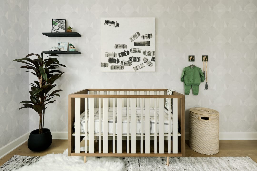 Two-Tone Wood Crib with Brass Feet